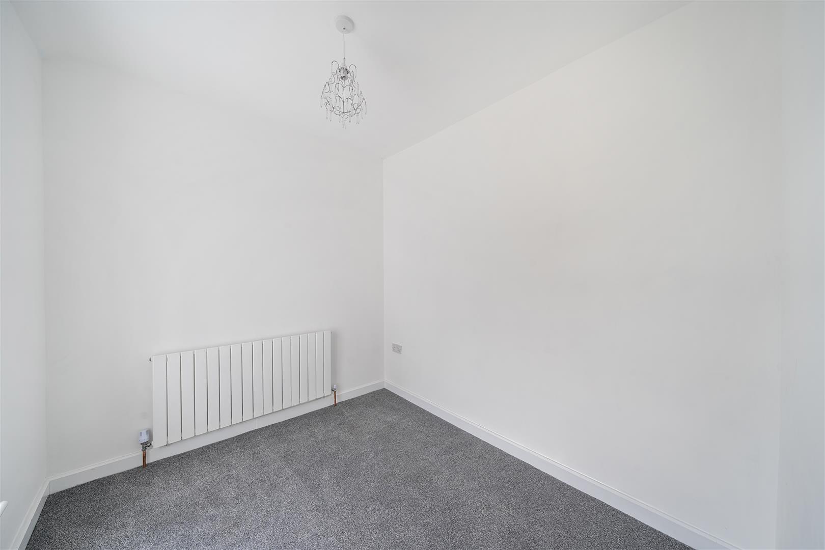 Clydach Road, Morriston, Swansea, SA6 6QB